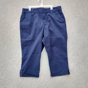 SIZE 16 BLUE GLORIA VANDERBILT ALL AROUND SLIMMING EFFECT BUTTON ROLL UP CAPRI